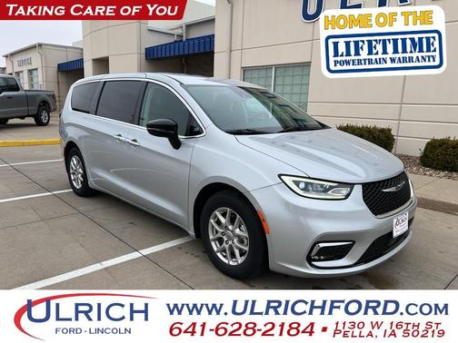 2024 Chrysler Pacifica Touring-L