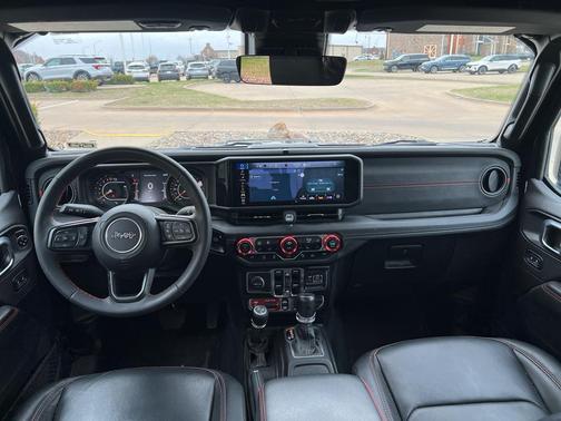 Black Clearcoat 2024 Jeep Gladiator Rubicon