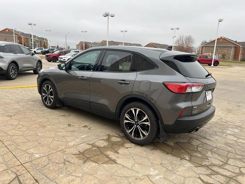 2021 Ford Escape SE