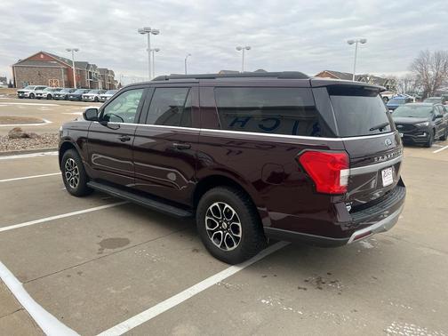 2024 Ford Expedition Max XLT