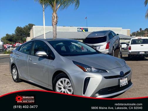 2020 Toyota Prius LE