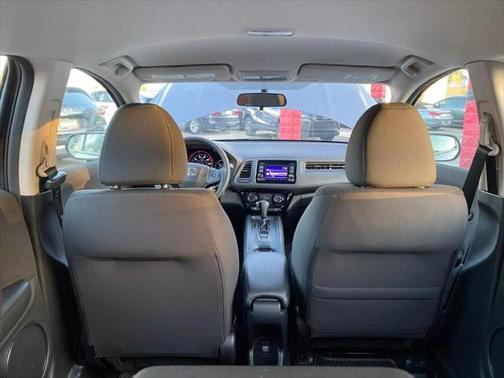 2017 Honda HR-V LX