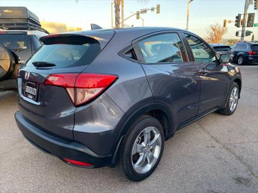 2017 Honda HR-V LX