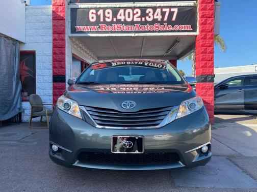 2014 Toyota Sienna XLE