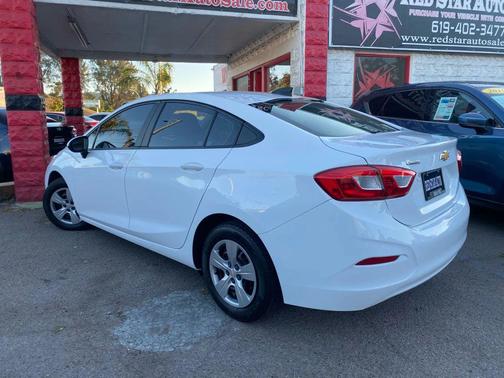 2018 Chevrolet Cruze LS