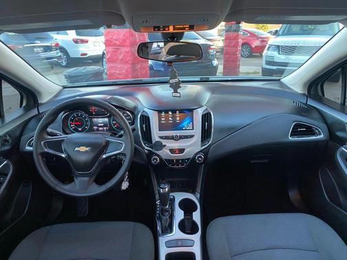 2018 Chevrolet Cruze LS