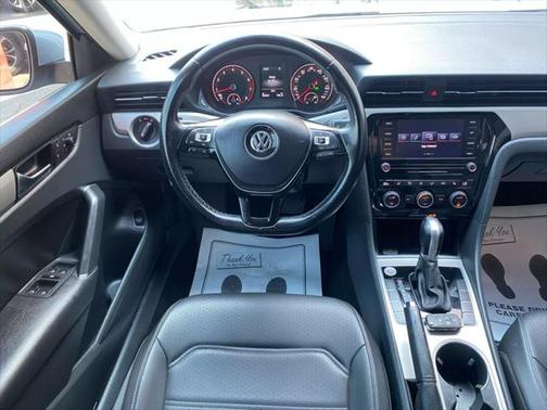 2020 Volkswagen Passat 2.0T SE