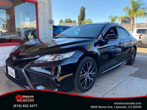 2022 Toyota Camry SE