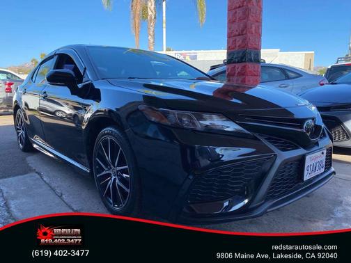 2022 Toyota Camry SE