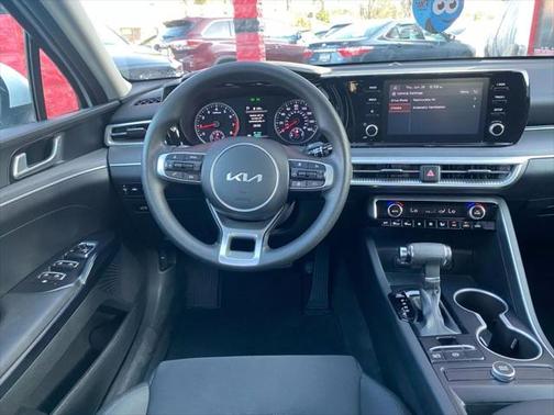 2023 Kia K5 LXS