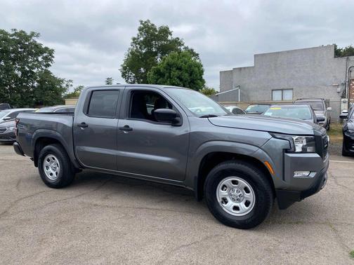 2024 Nissan Frontier S