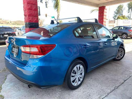 2018 Subaru Impreza 2.0i