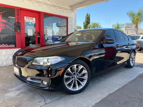 2015 BMW 528 528i Sedan 4D