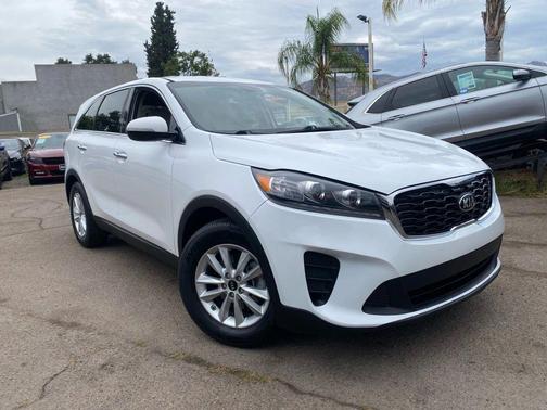 2019 Kia Sorento LX