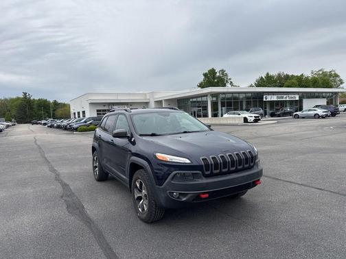 True Blue Pearlcoat 2014 Jeep Cherokee Trailhawk