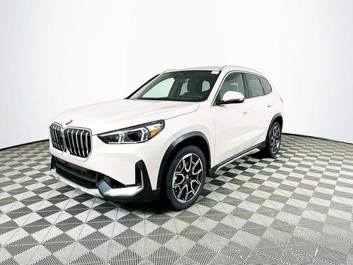 Dune Grey Metallic 2026 BMW X1 xDrive28i