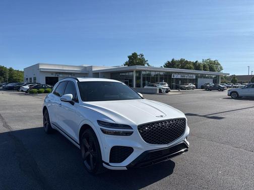 Uyuni White 2022 Genesis GV70 2.5T AWD