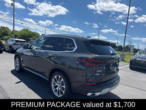 Dravit Grey Metallic 2026 BMW X5 xDrive40i