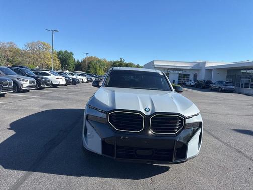Brooklyn Grey Metallic 2024 BMW XM Label Red