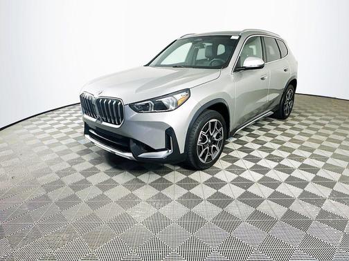 Space Silver Metallic 2024 BMW X1 xDrive28i