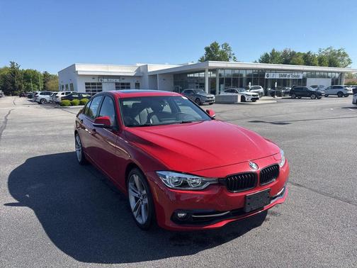 Melbourne Red Metallic 2016 BMW 328 xDrive
