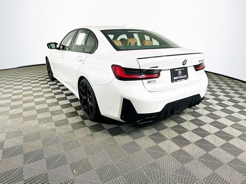 2025 BMW M340 xDrive