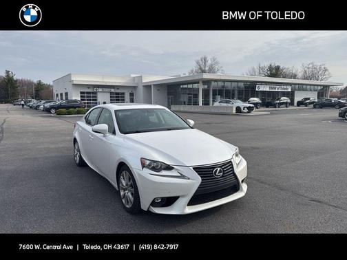 2016 Lexus IS 300 Base