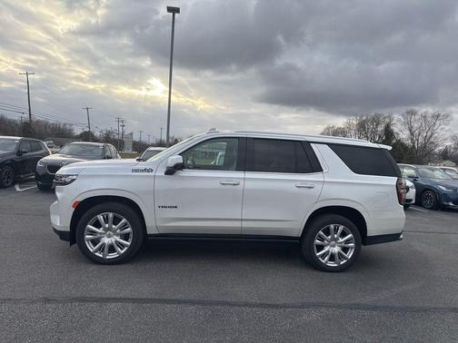 2023 Chevrolet Tahoe 4WD High Country