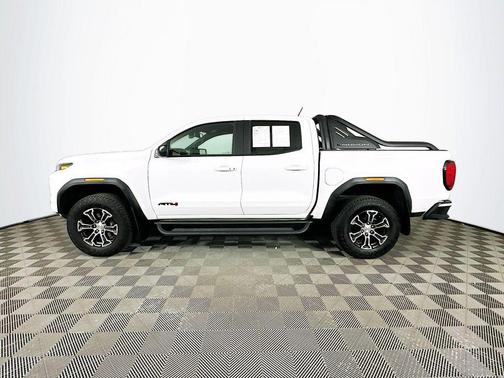 Summit White 2025 GMC Canyon AT4