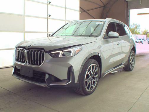 Space Silver Metallic 2025 BMW X1 xDrive28i
