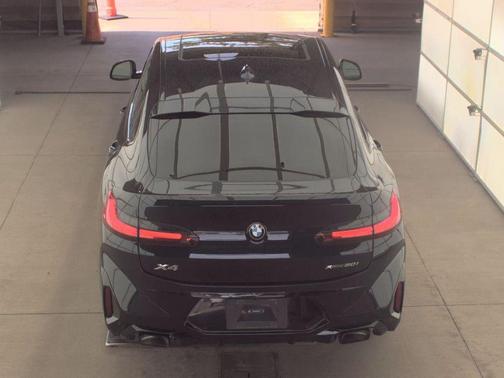 Carbon Black Metallic 2025 BMW X4 xDrive30i