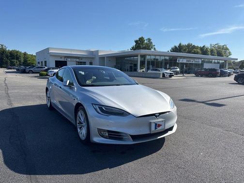 Silver Metallic 2017 Tesla Model S 100D