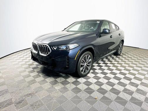 Carbon Black Metallic 2026 BMW X6 xDrive40i