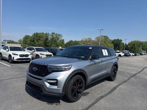ICONIC SILVER METALLIC 2021 Ford Explorer ST