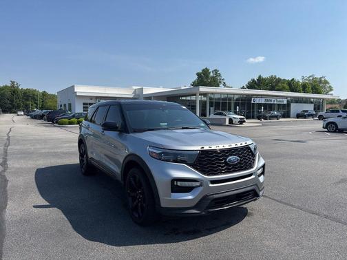 ICONIC SILVER METALLIC 2021 Ford Explorer ST