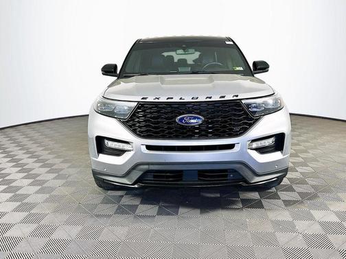 ICONIC SILVER METALLIC 2021 Ford Explorer ST