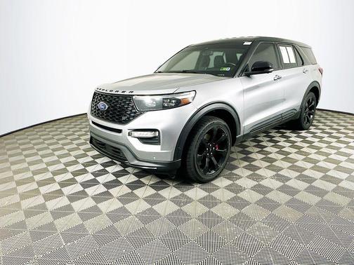 ICONIC SILVER METALLIC 2021 Ford Explorer ST