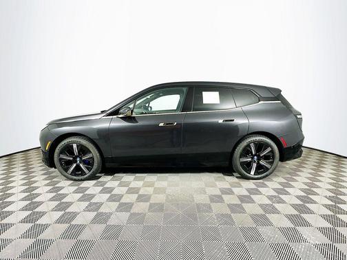 Dark Graphite Metallic 2024 BMW iX xDrive50