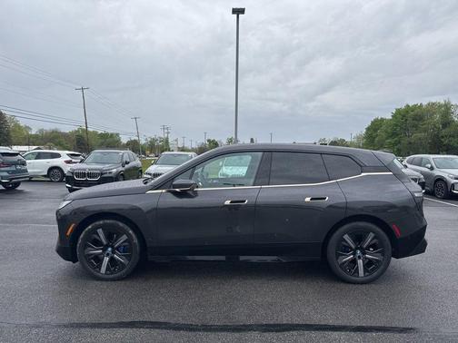 Dark Graphite Metallic 2024 BMW iX xDrive50