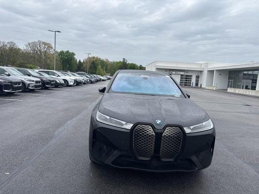 Dark Graphite Metallic 2024 BMW iX xDrive50