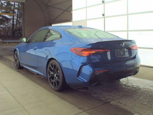 Portimao Blue Metallic 2026 BMW M440 i xDrive