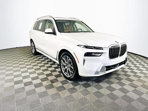 2025 BMW X7 xDrive40i