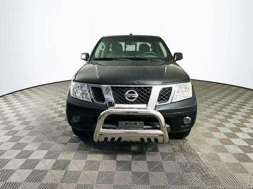 2017 Nissan Frontier SV