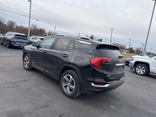 2021 GMC Terrain SLT