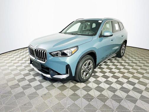 Cape York Green Metallic 2025 BMW X1 xDrive28i