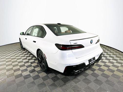 Mineral White Metallic 2026 BMW 760 xDrive