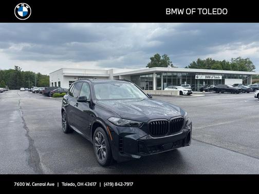 Carbon Black Metallic 2026 BMW X5 xDrive40i