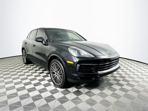 Black 2019 Porsche Cayenne Cayenne