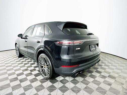 Black 2019 Porsche Cayenne Cayenne