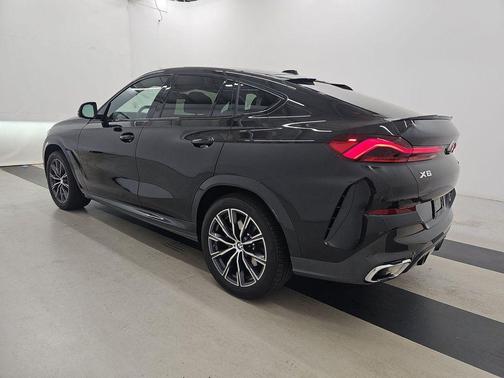 Black Sapphire Metallic 2026 BMW X6 xDrive40i